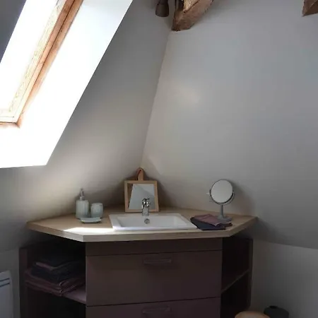 La Cour Pavee Sebrazac